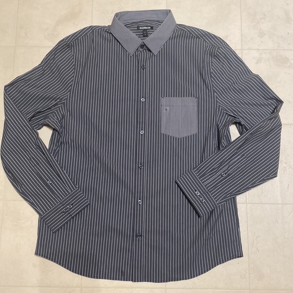 Mens EXPRESS L/S Button Down! Vertical Stripes! Dress Shirt LARGE Brand NEW!🔥🎄 - Picture 3 of 15
